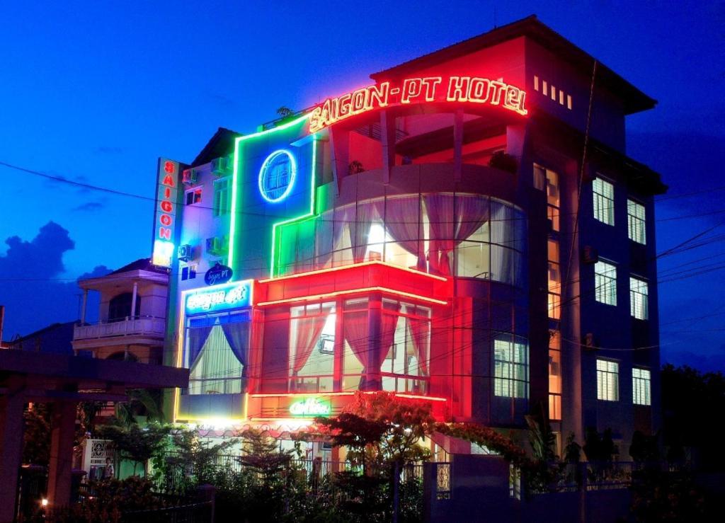 פאן ת'ייט Saigon Pt Hotel מראה חיצוני תמונה