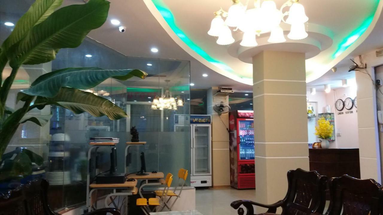 פאן ת'ייט Saigon Pt Hotel מראה חיצוני תמונה